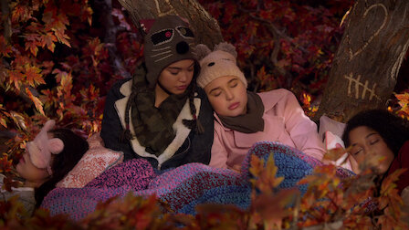 Watch Secret Sleepover. Episode 11 of Season 1.