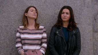 Grey's Anatomy: Season 13: What's Inside